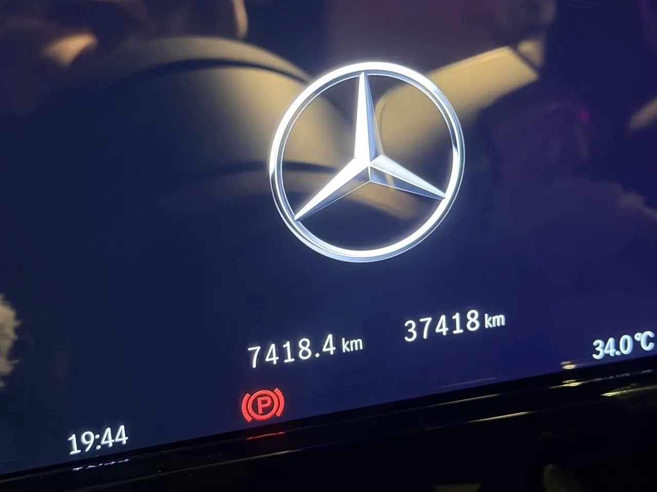 Mercedes Benz Class E New Energy 2024 E 350 e L 2.0T Automatic Gear 5