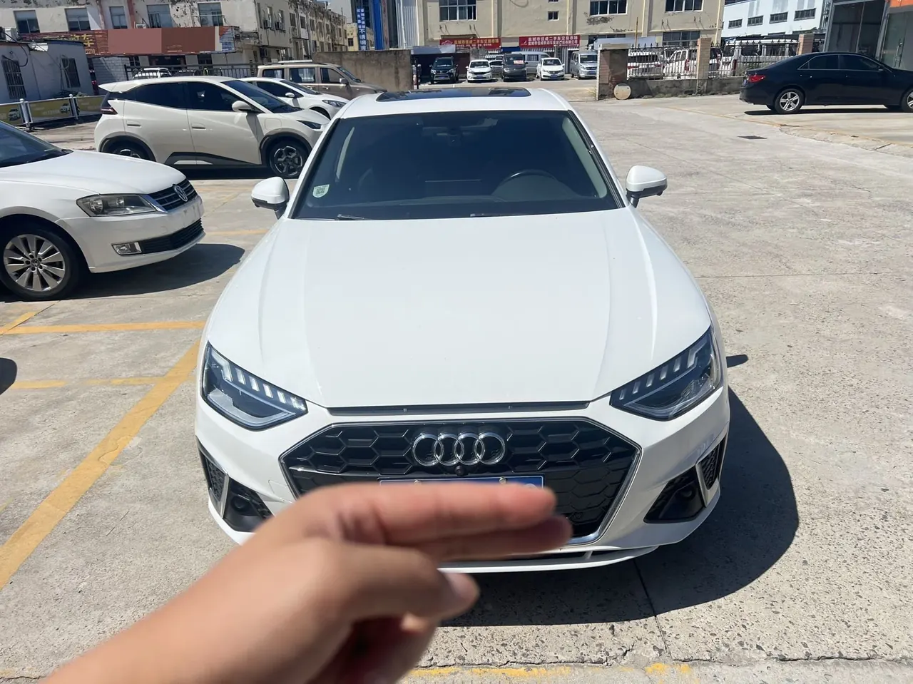Audi 2020 A4L 2.0TFSI 40TFSI Deluxe Dynamic Automatic 2