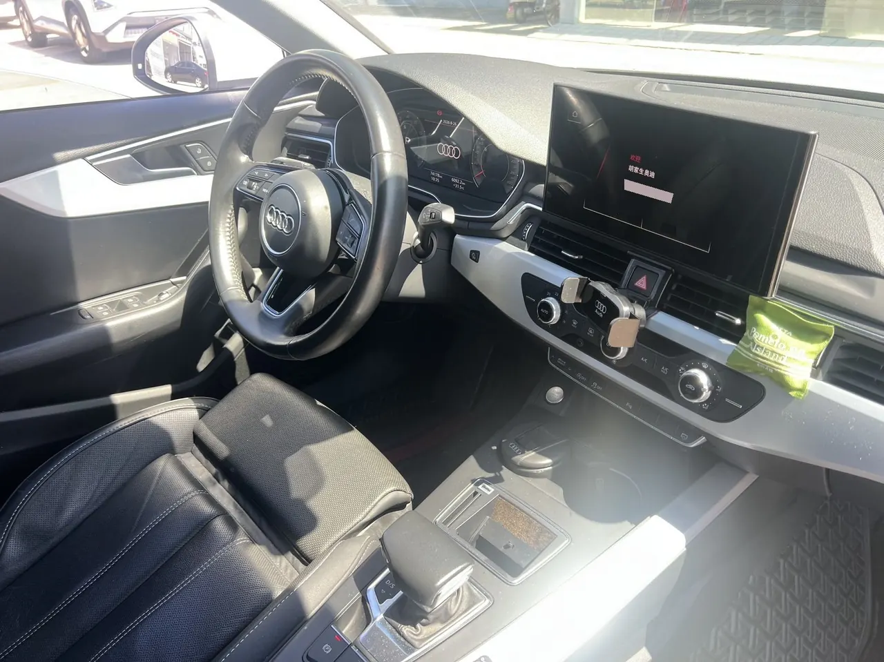 Audi 2020 A4L 2.0TFSI 40TFSI Deluxe Dynamic Automatic 6