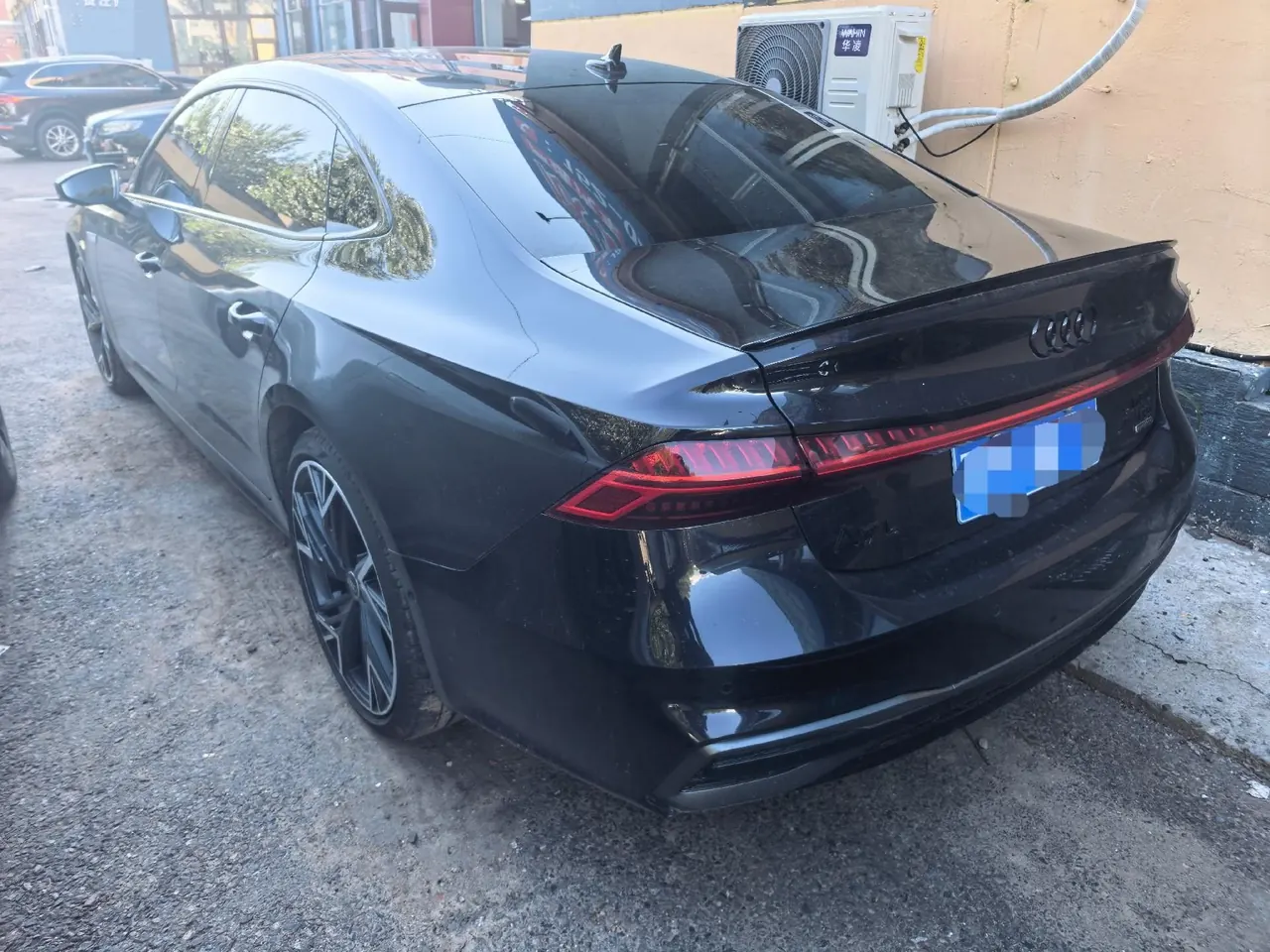 Audi 2024 A7L 2.0TFSI 45TFSI Quattro RS Kit Racing Edition Automatic 2