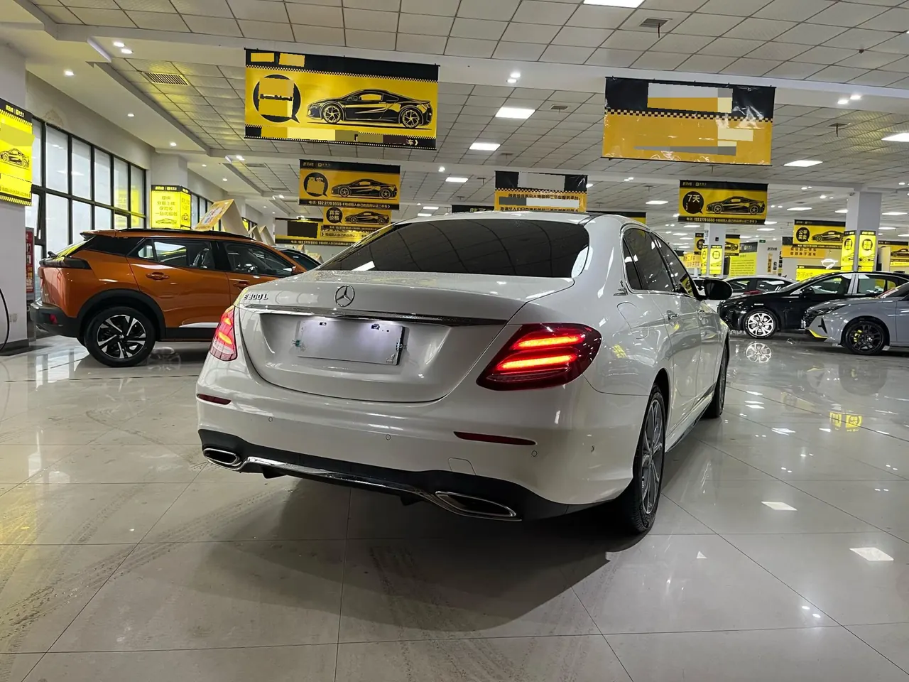 Mercedes Benz E-Class 2020 E 300 L 2.0T Sports Fashion Automatic Gear 15