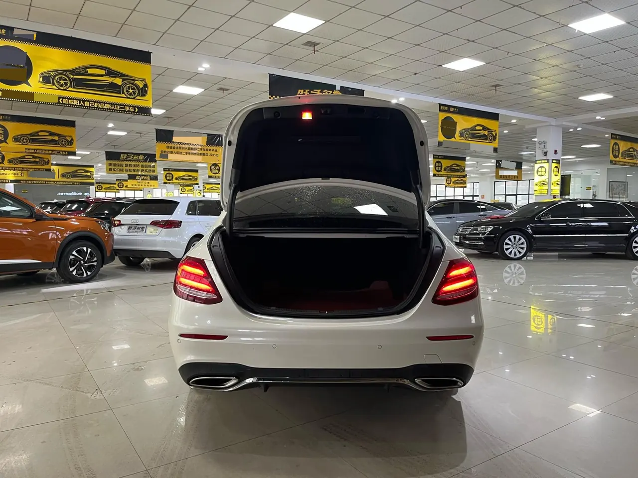 Mercedes Benz E-Class 2020 E 300 L 2.0T Sports Fashion Automatic Gear 17