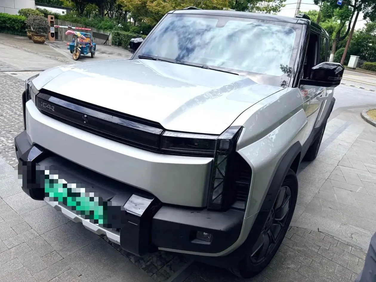 打开图片灯箱:ICAR 2024 iCAR 03T 501km 4-wheel drive long endurance automatic gear