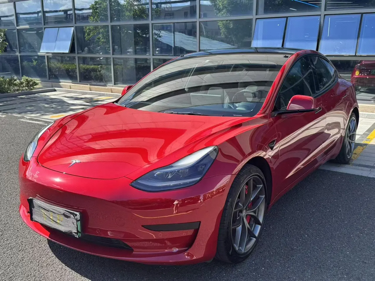 Open image lightbox: Tesla 2021 Model 3 Standard Endurance Rear Drive Upgraded Automatic Gear