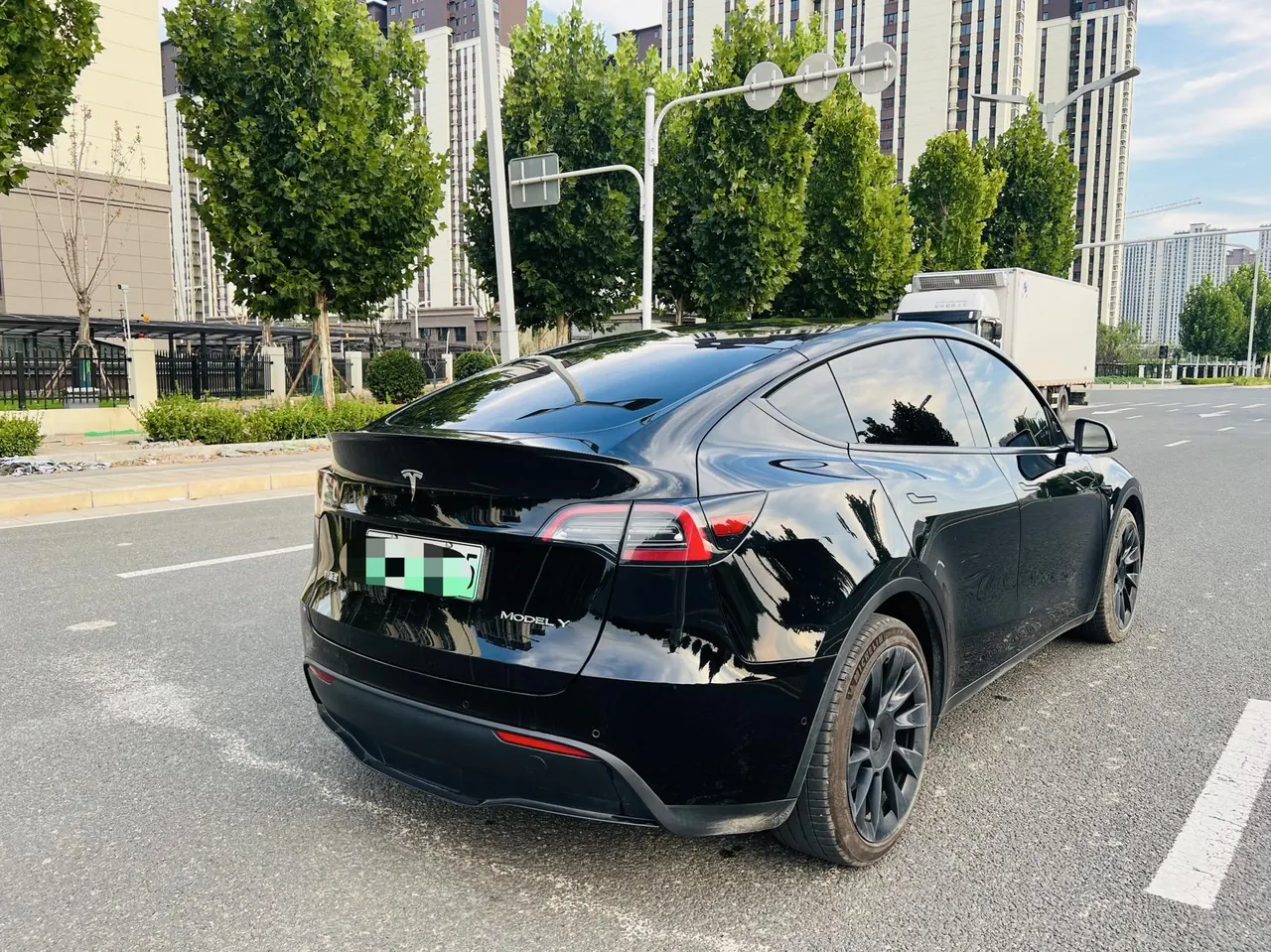 Tesla 2021 Model Y Standard Endurance Rear Drive Automatic Gear 9