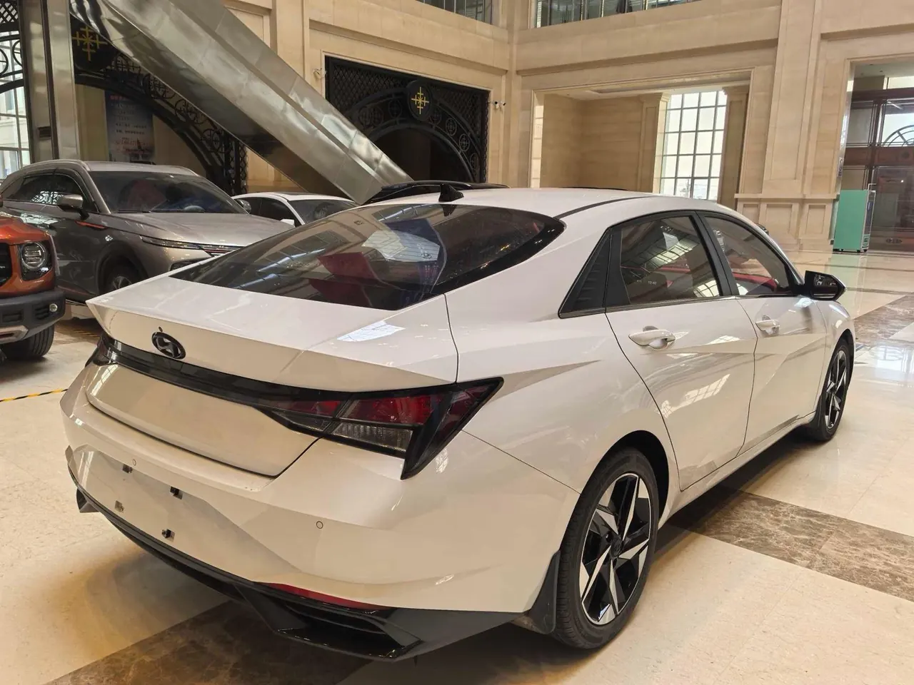 Hyundai 2022 Elantra-sedan 1.5 stepless GLX elite automatic gear 12