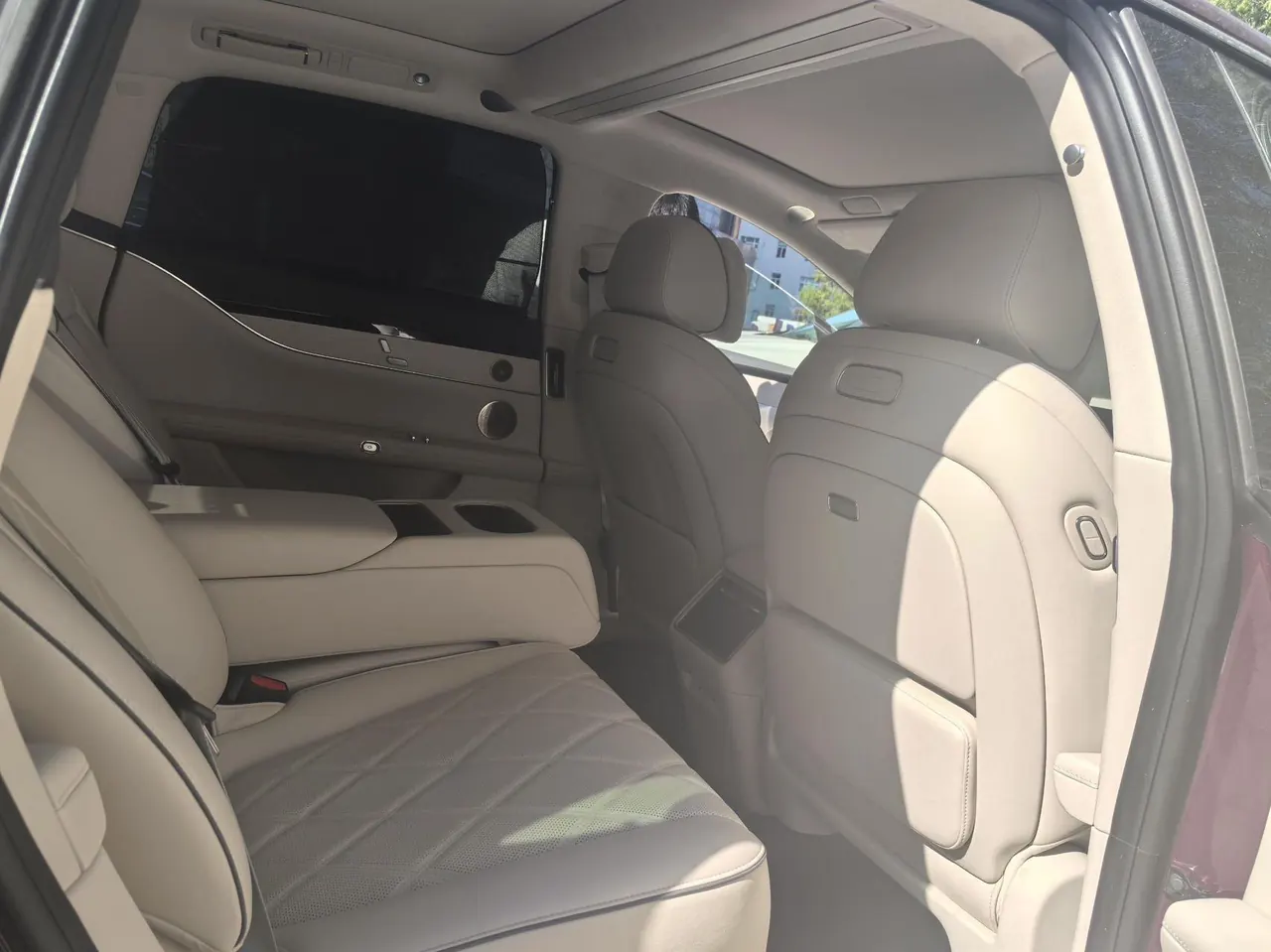 Luxeed 2026 S9 Ultra Rear Drive 53kWh Automatic 4