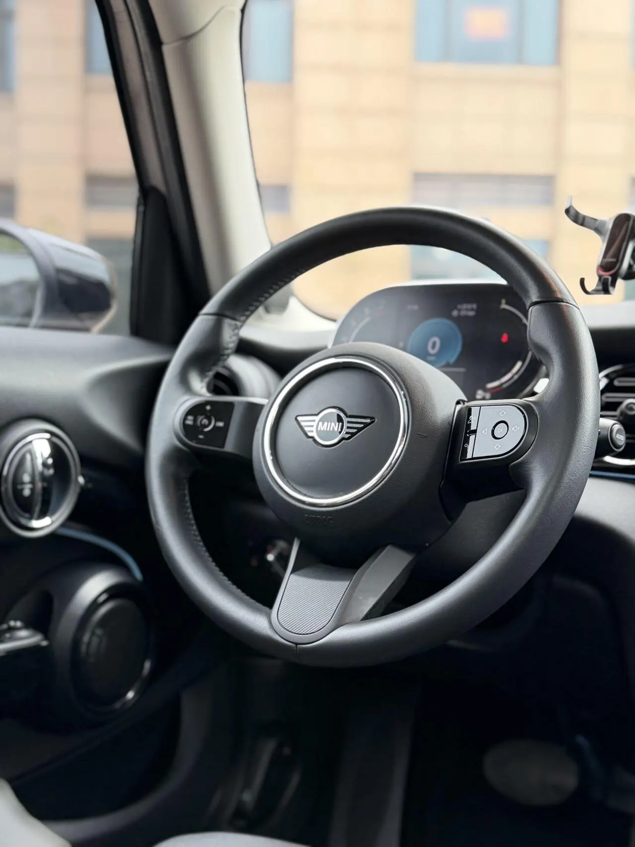 MINI Mini 5-Door (Imported) 2023 Mini Cooper 1.5T Artist Automatic Gear 3