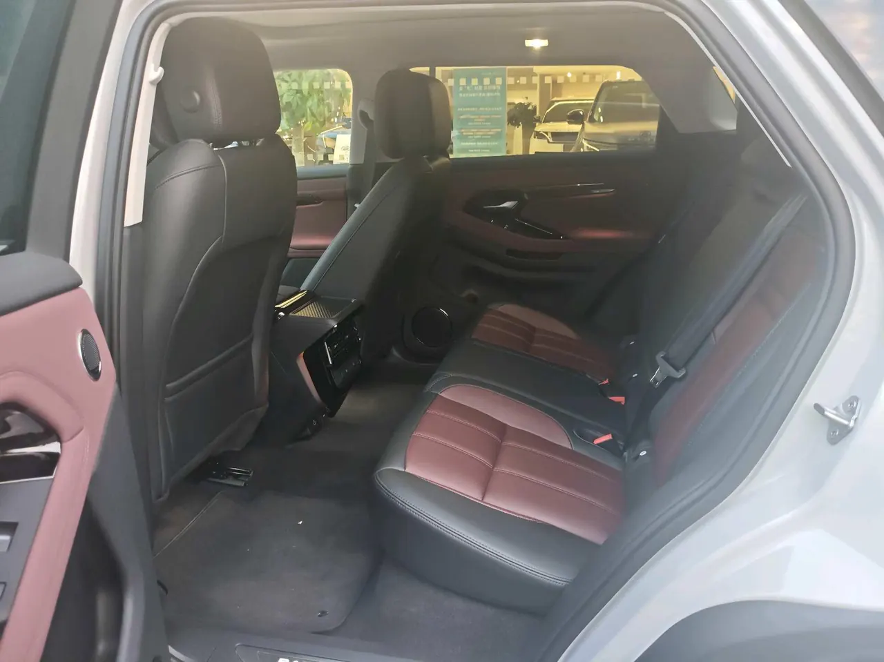 Land Rover 2026 Range Rover Aurora L 48V 2.0T SE Automatic 5