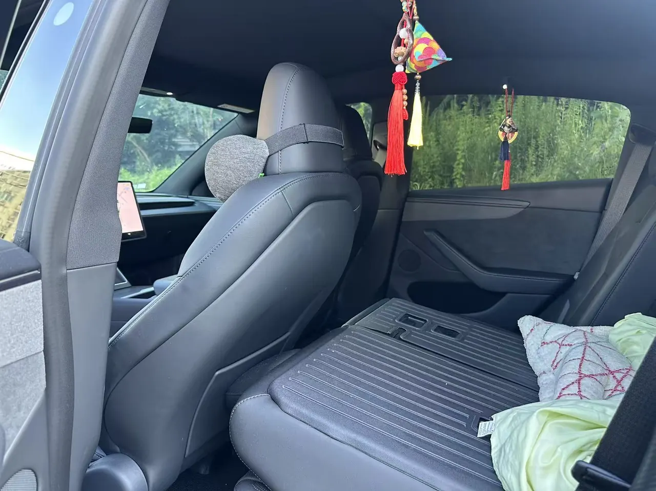 Tesla 2026 Model Y long endurance all-wheel drive version automatic transmission 4