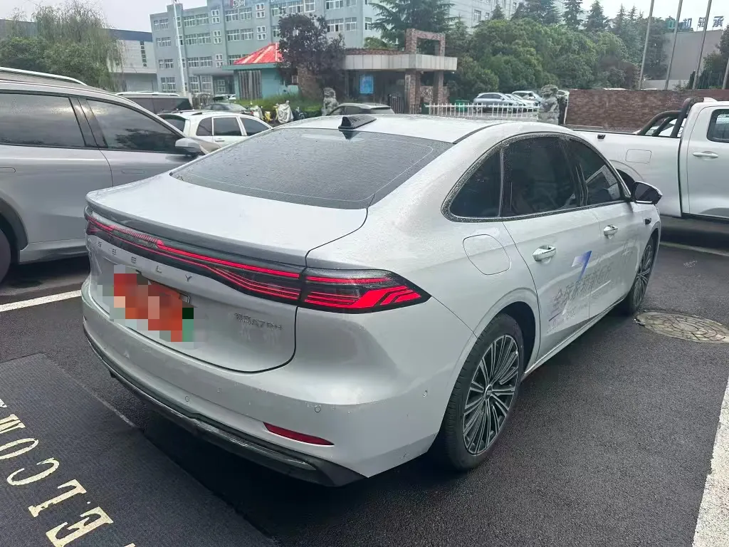 Geely Galaxy 2026 A7 EM-i 1.5 235km Starship Edition Automatic Gear 6