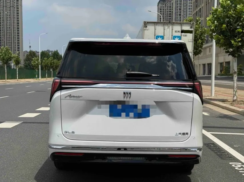 Buick 2026 GL8 ES Lu Zun 48V 2.0T Luxury Edition Automatic Gear 4