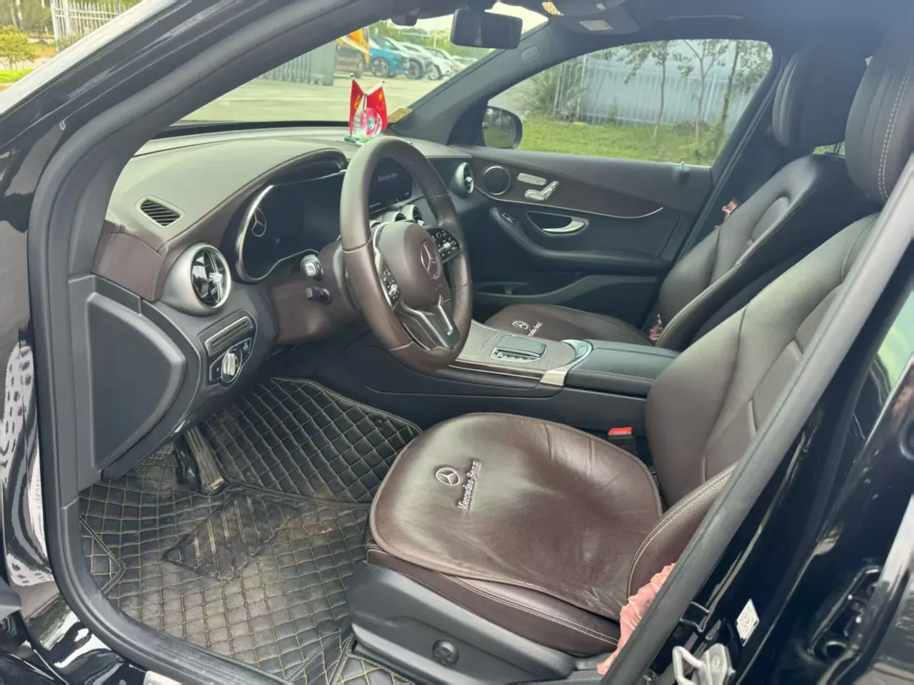 Mercedes Benz 2022 GLC 300 L 4MATIC 2.0T Dynamic (Modified) Automatic Gear 6