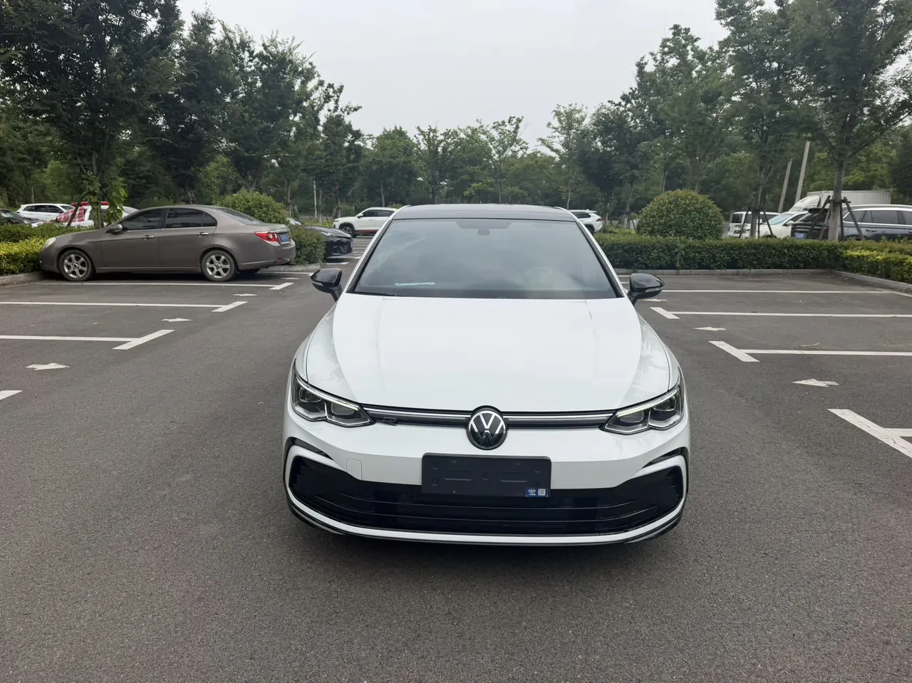 Volkswagen 2023 Golf 8 R-Line 1.4TSI 280TSI Lite Automatic 2