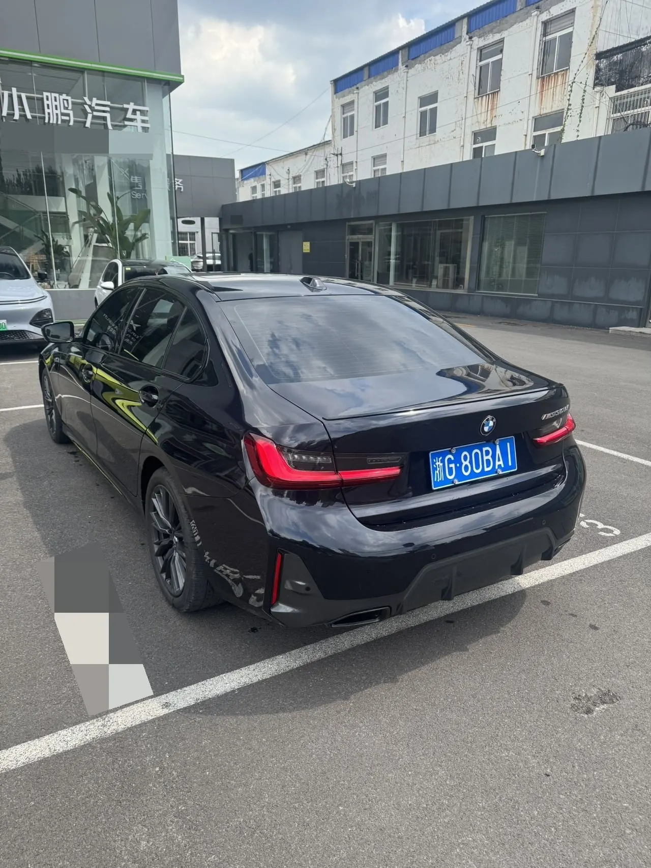 BMW 3 Series 2024 330Li 2.0T M Sports Obsidian Night Suit Automatic Gear 4
