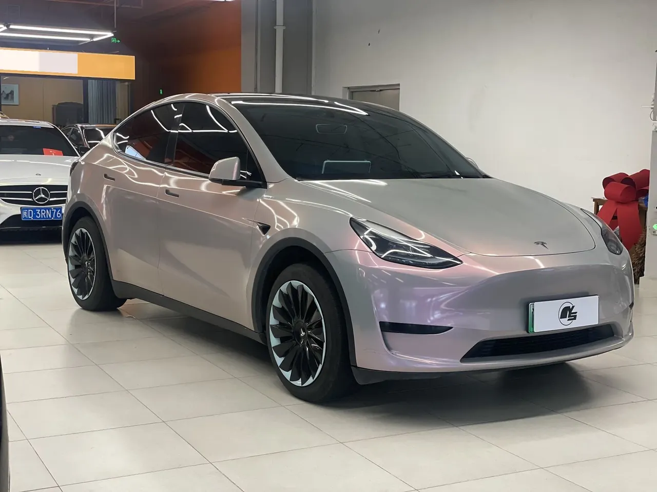 Tesla 2024 Model Y rear-wheel drive version automatic transmission 3