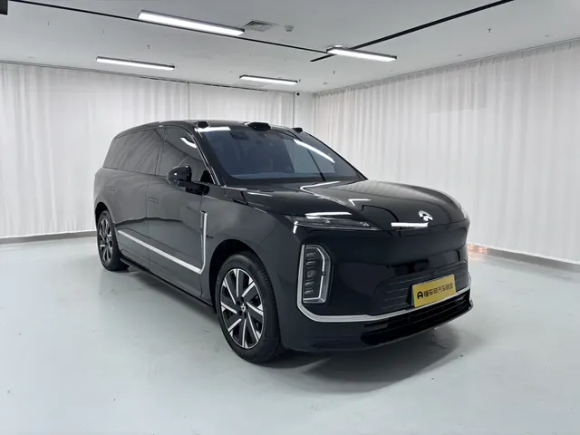 NIO 2026 ES 9 102kWh Executive Island Deluxe Automatic Gear 2