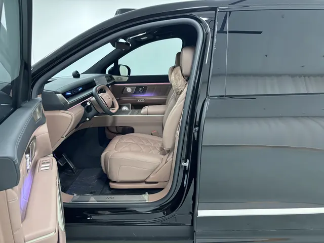 NIO 2026 ES 9 102kWh Executive Island Deluxe Automatic Gear 6