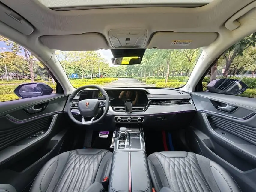 HongQi 2023 HS5 2.0T Flag Enjoy Pro Edition Automatic Gear 5