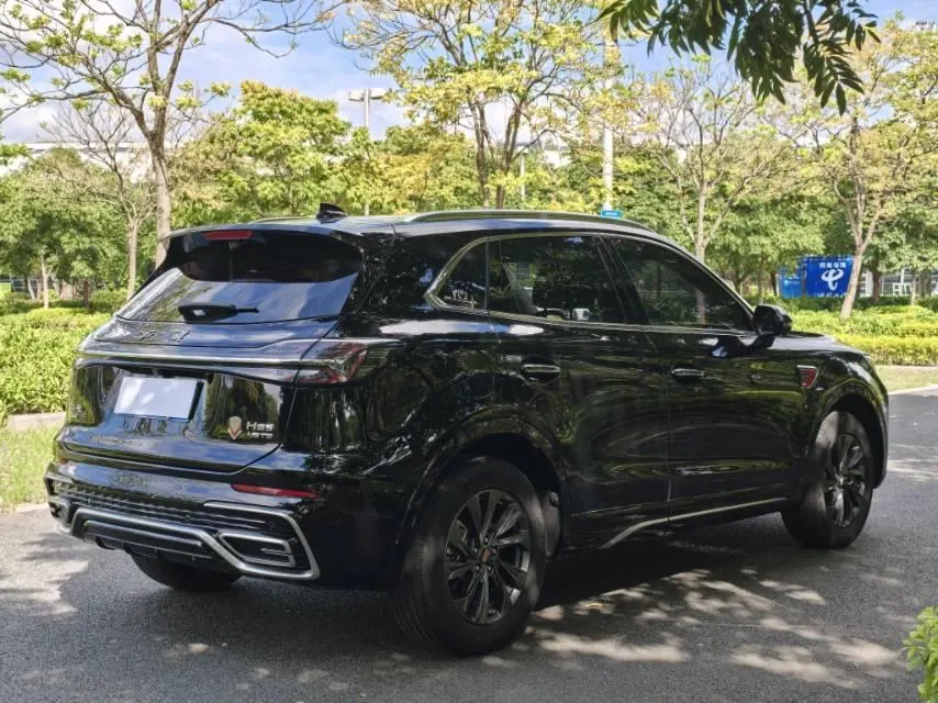 HongQi 2023 HS5 2.0T Flag Enjoy Pro Edition Automatic Gear 9