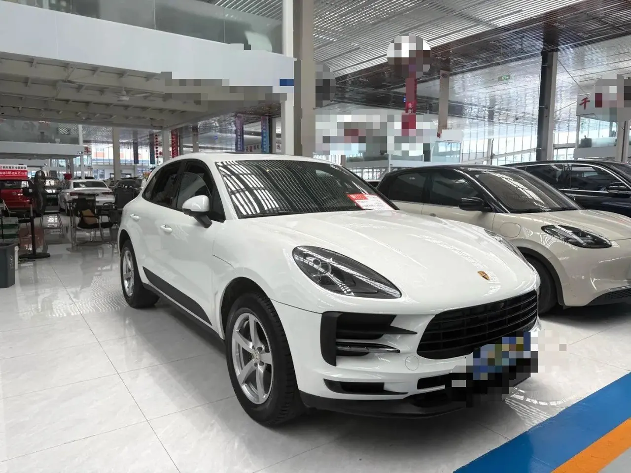 Porsche Macan (Imported) 2020 Macan 2.0T Automatic Gear 3