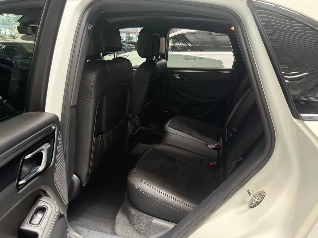 Porsche Macan (Imported) 2020 Macan 2.0T Automatic Gear 6