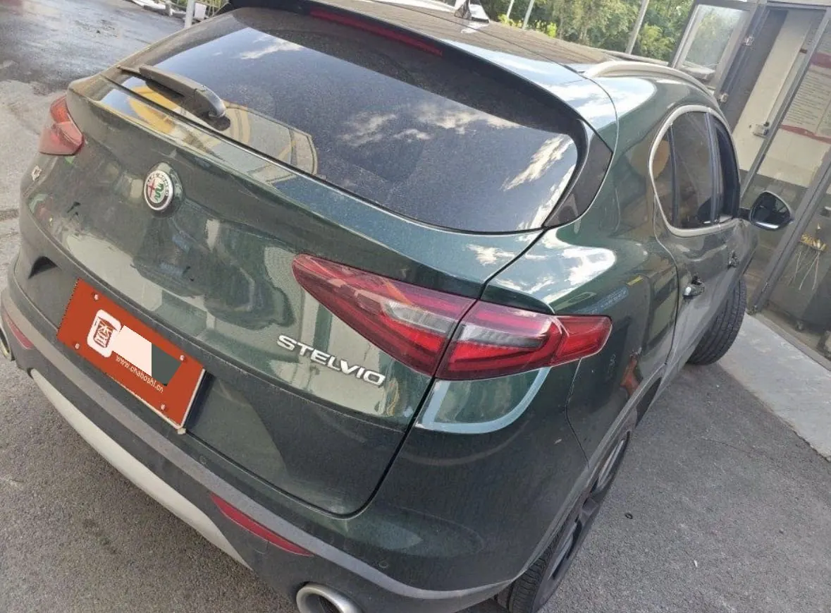 Alfa-Romeo Stelvio (Imported) 2020 Stelvio 2.0T 280HP Deluxe Automatic Gear 2