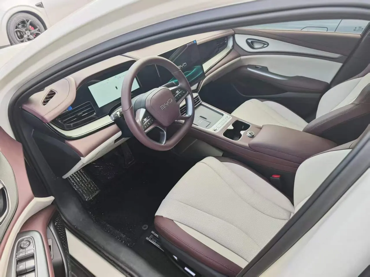 BYD 2026 Seal 07 DM-i 1.5T CVT 230km Flagship Automatic 4
