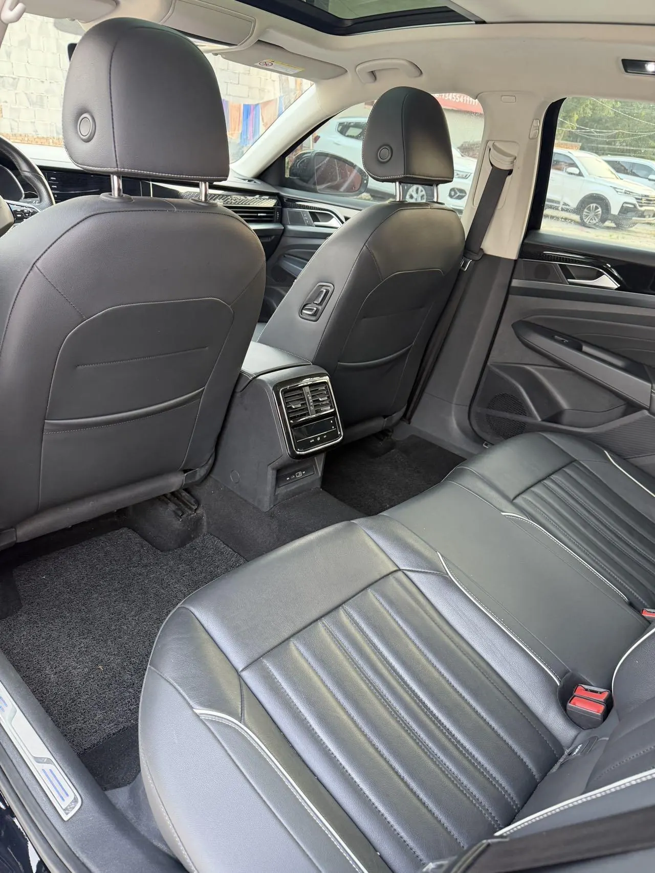 Volkswagen Passat New Energy 2022 Passat PHEV 1.4T 430 Deluxe Automatic Gear 8