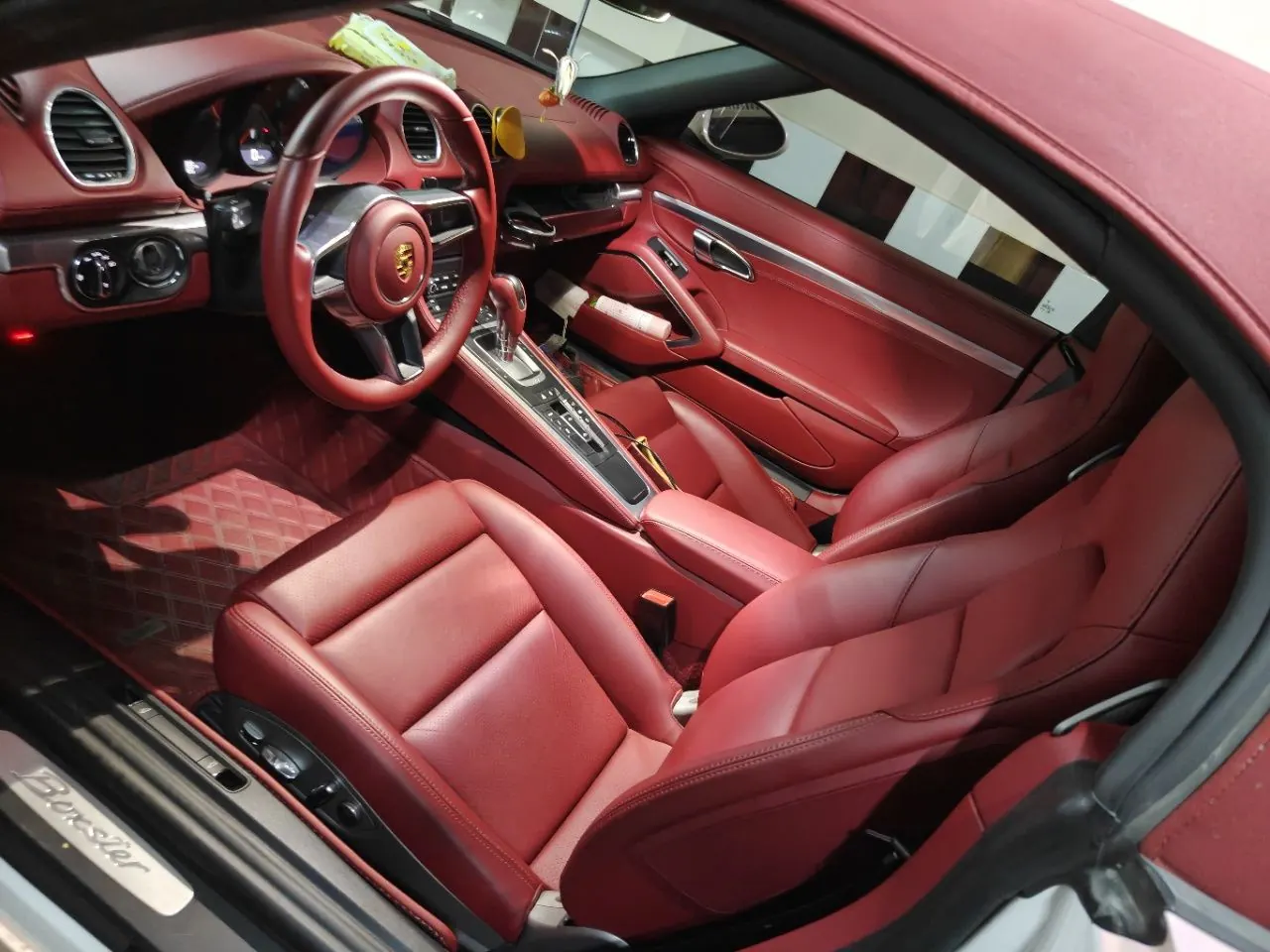 Porsche 718 (Imported) 2020 718 Boxer 2.0T Automatic 3