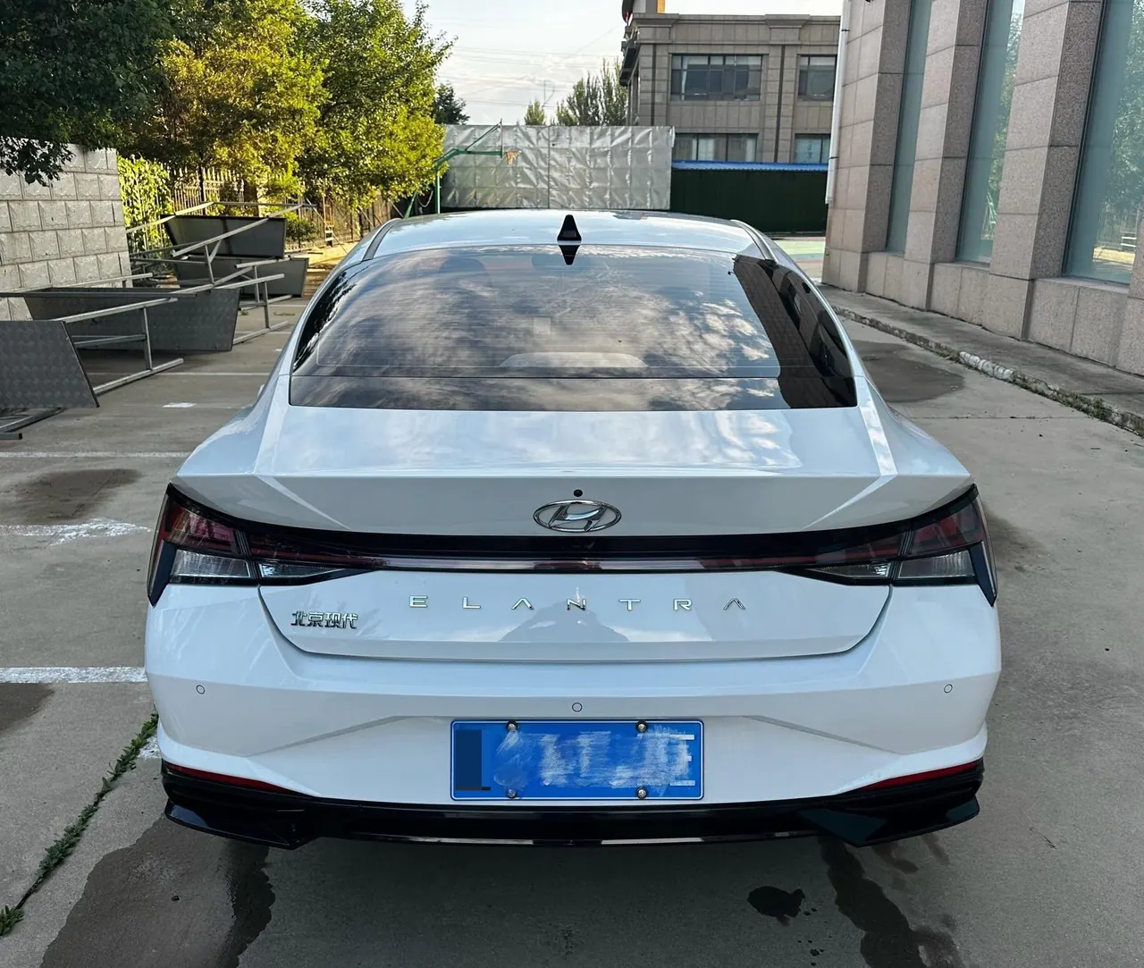 Hyundai 2022 Elantra -3-compartment 1.5 stepless LUX premium automatic gear 14