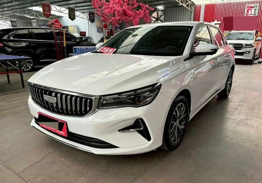 Open image lightbox: Geely 2026 Emgrand-Sanxiang 1.5 Stepless 4 million Commemorative Exceed Automatic