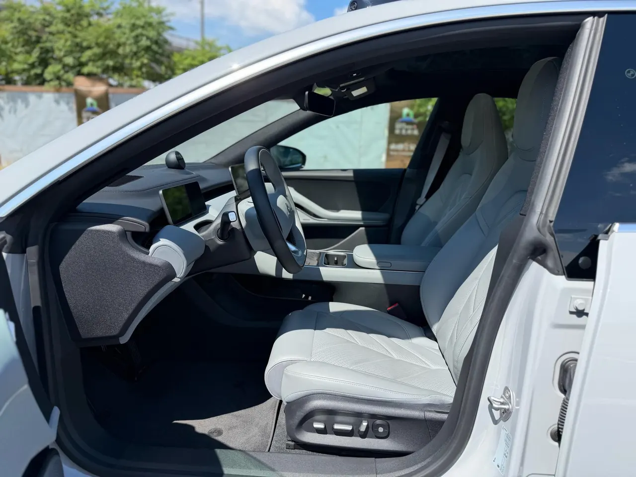 NIO 2025 ET5T 75kWh Touring automatic 4