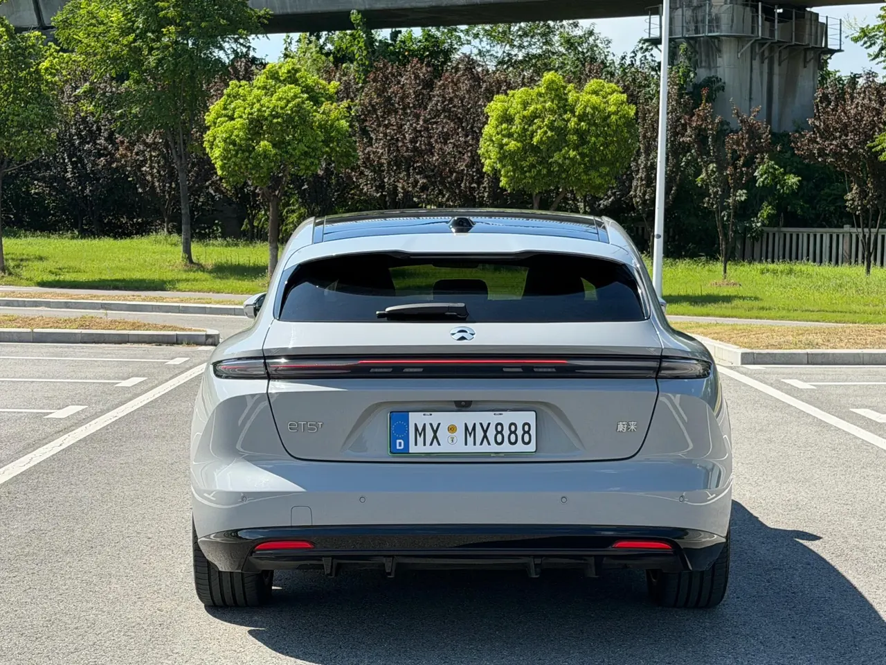 NIO 2025 ET5T 75kWh Touring automatic 7