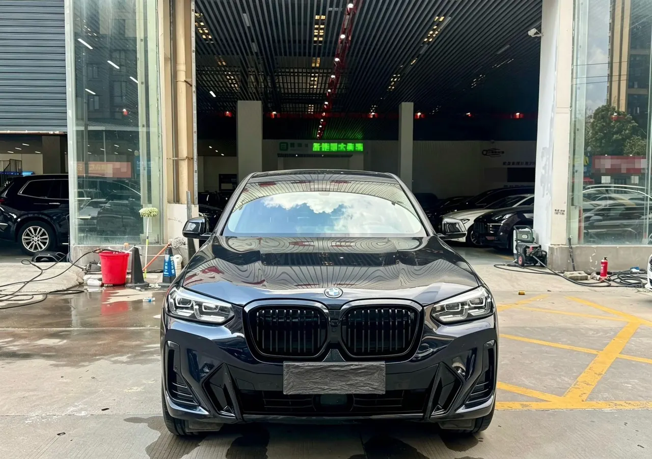 BMW 2024 iX3 leading automatic 2