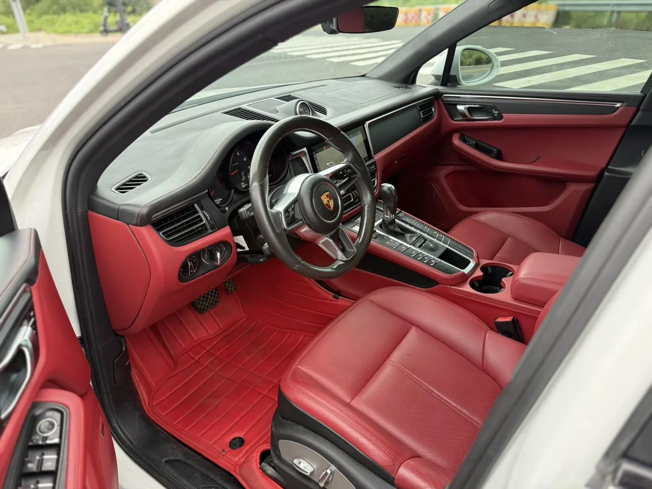 Porsche Macan (Imported) 2020 Macan 2.0T Automatic Gear 3