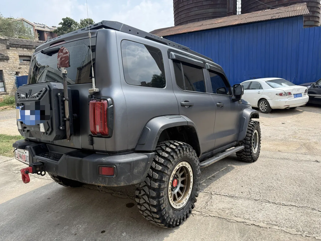 Tank 2024 Tank 300 48V 3.0T V6 automatic gear 3