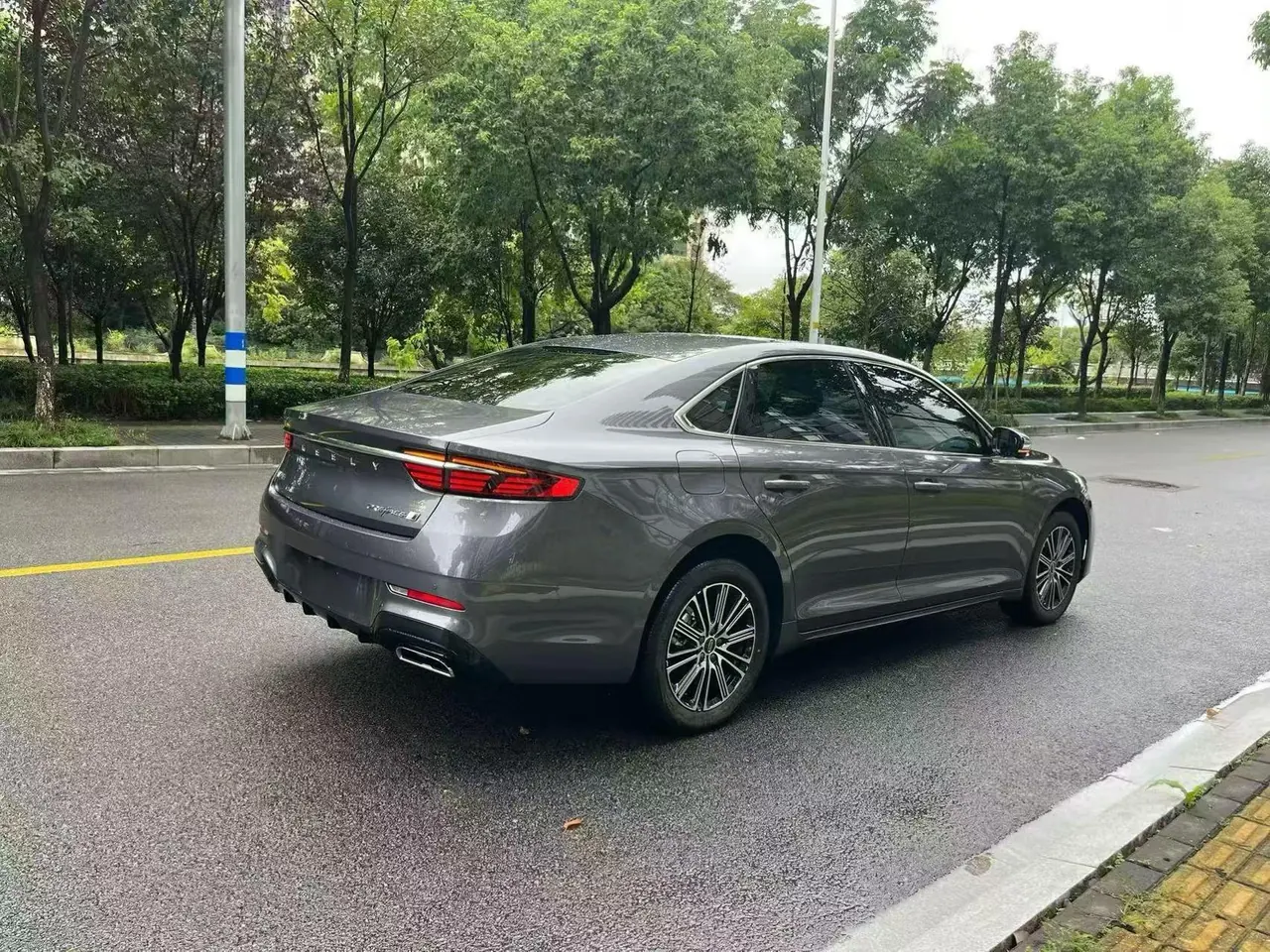 Geely 2025 xingrui 2.0TD oriental obsidian star version automatic gear 3