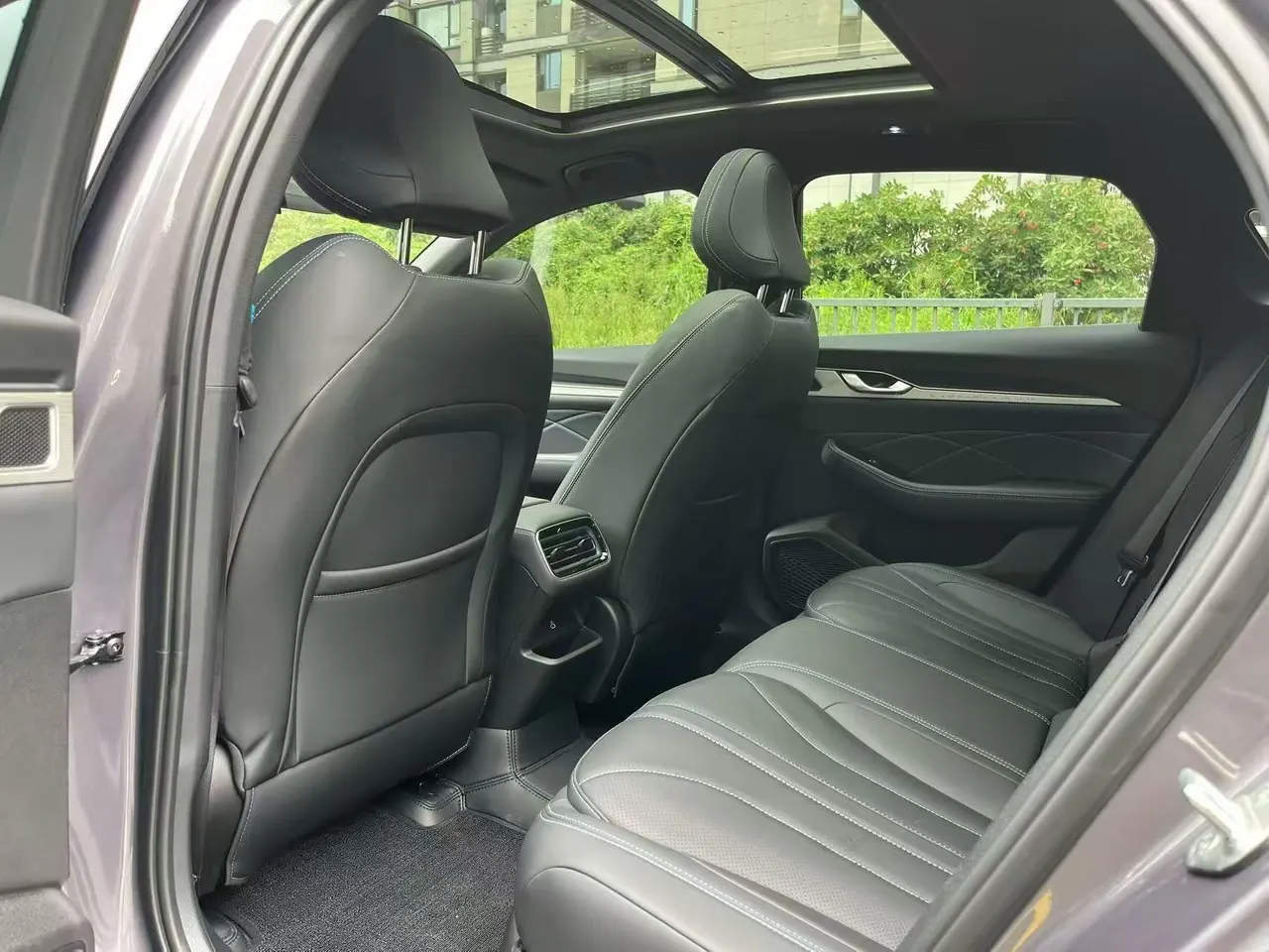 Geely 2025 xingrui 2.0TD oriental obsidian star version automatic gear 5