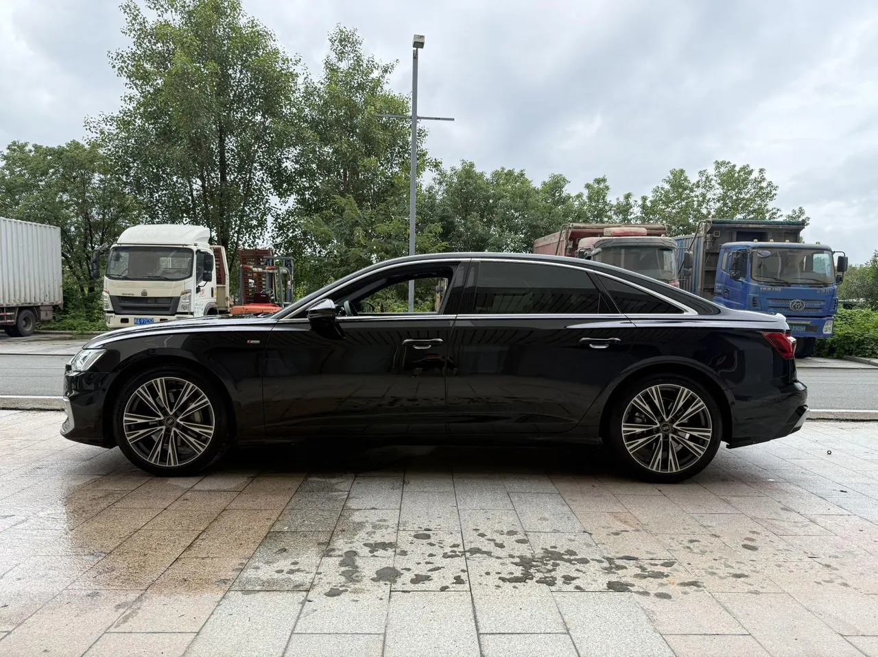 Audi 2025 A6L 2.0TFSI 45TFSI Selected Dynamic Automatic 3