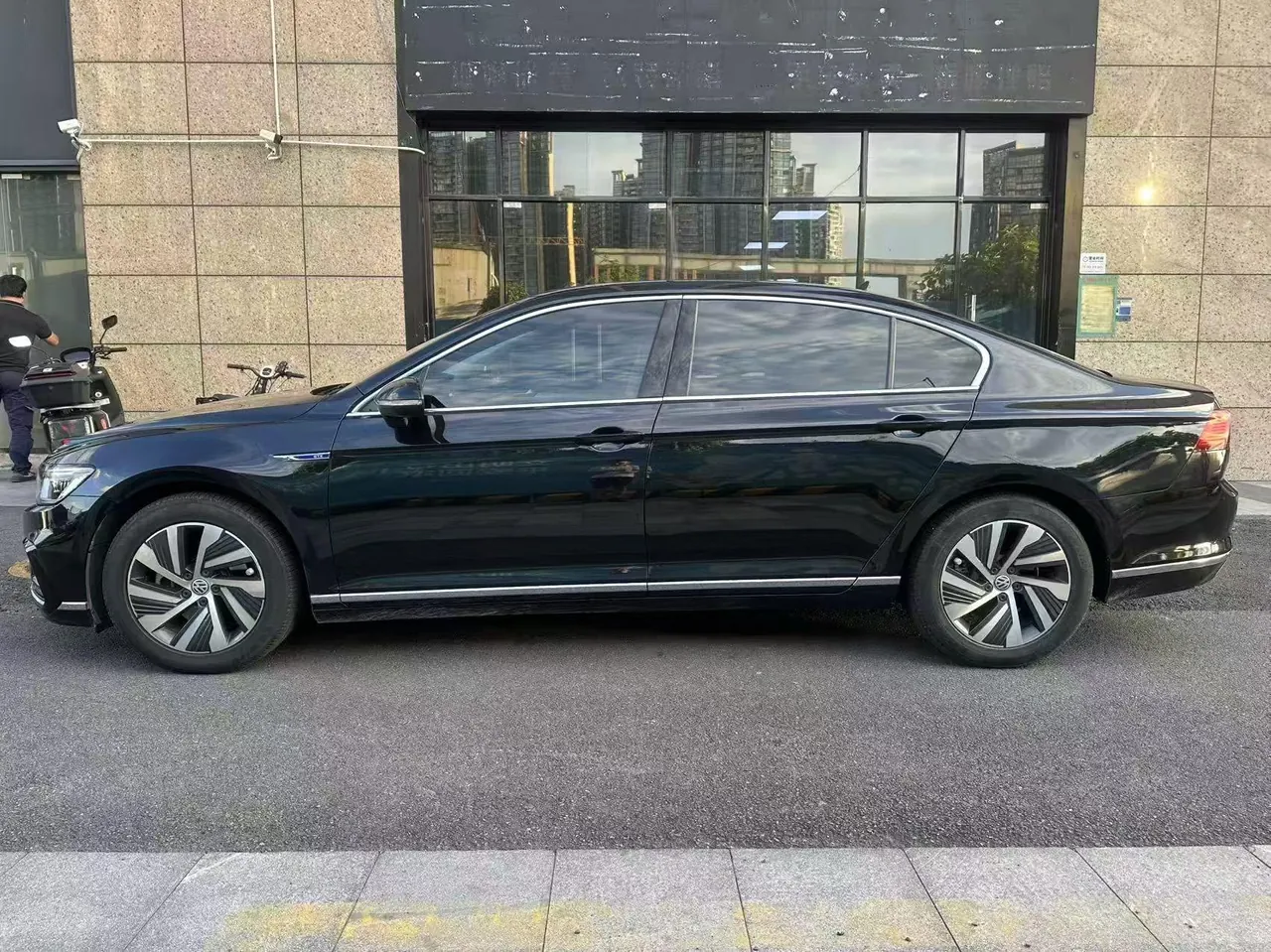 Volkswagen Magotan New Energy 2020 Magotan GTE 1.4T Luxury Automatic Gear 9