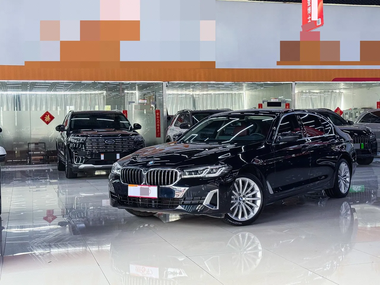 打开图片灯箱:BMW 5 Series 2022 530Li 2.0T Premium Luxury Suit (Modified) Automatic Gear