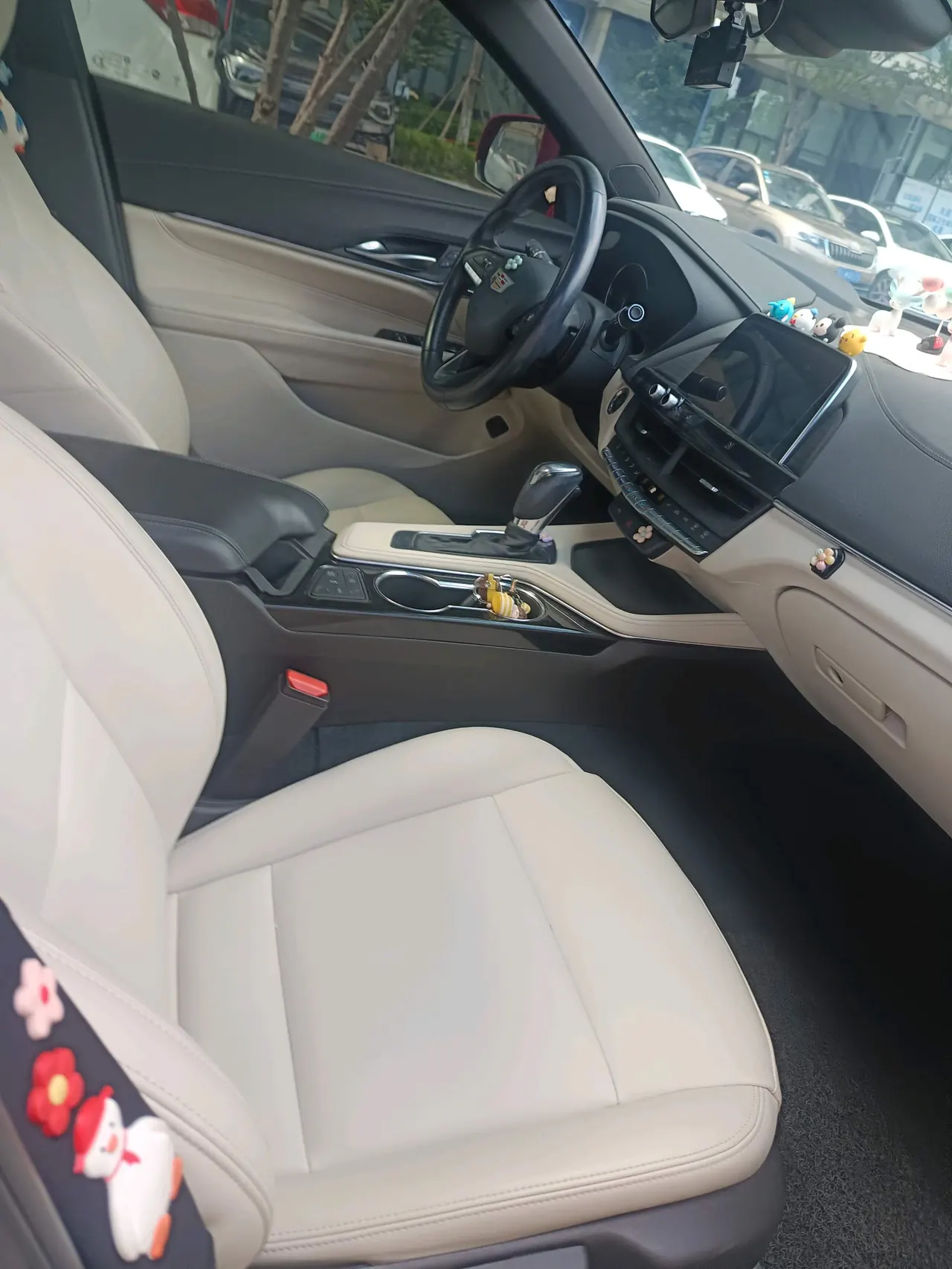 Cadillac 2020 CT4 2.0T 28T fashion automatic gear 2