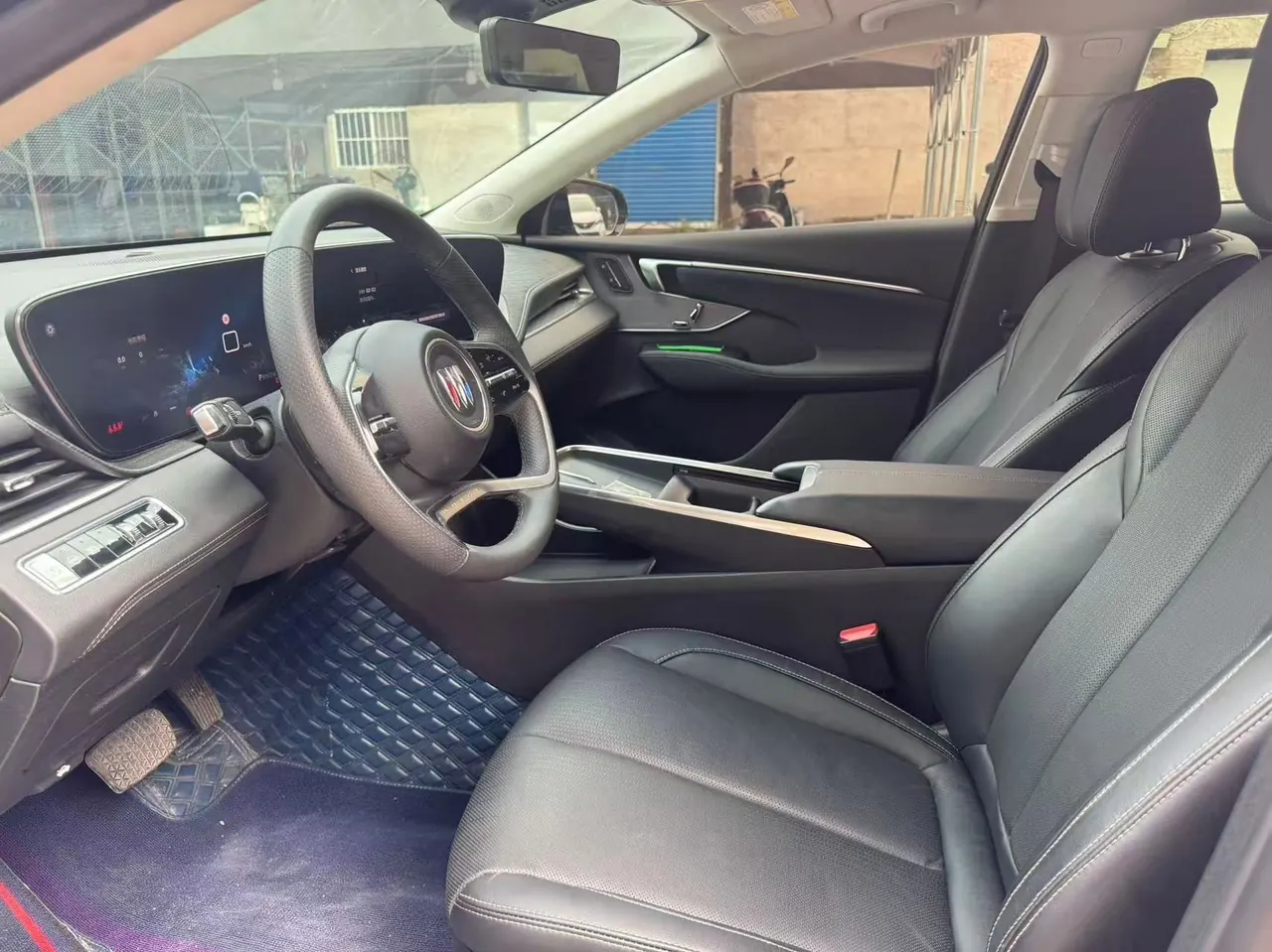 Buick 2023 LaCrosse 48V 2.0T 28T Yuexiang Edition Automatic Gear 4