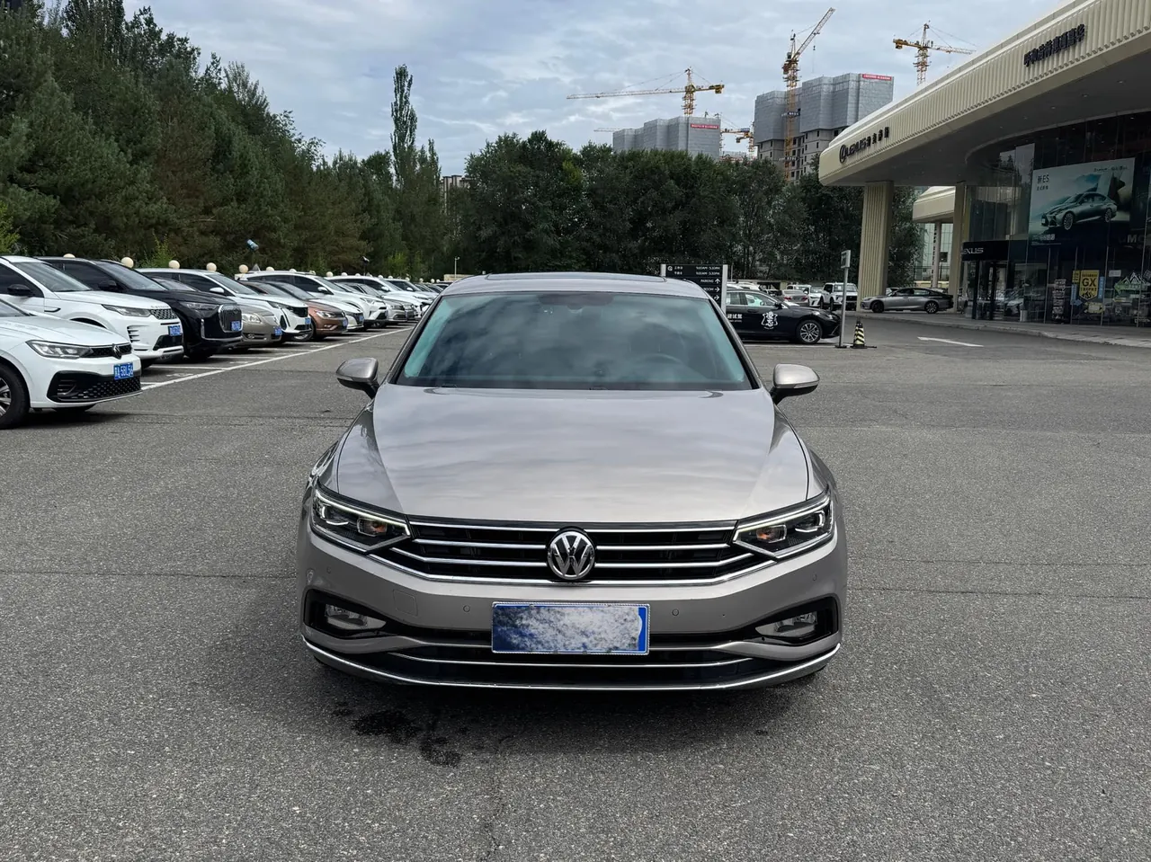 Volkswagen 2020 Magotan 2.0TSI 330TSI luxury automatic transmission 2