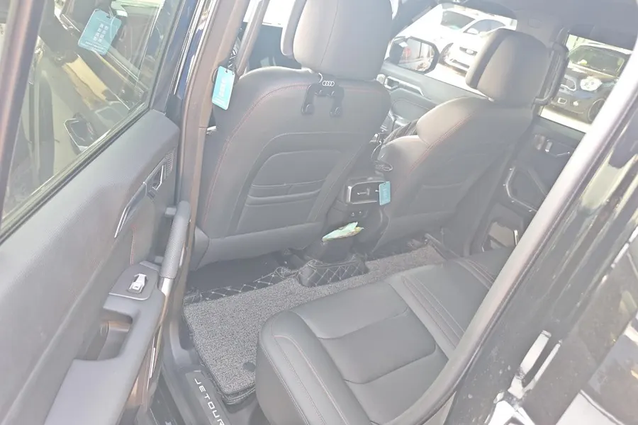 Jetour 2023 Traveler 2.0T 4WD Crossing PRO Automatic Gear 5