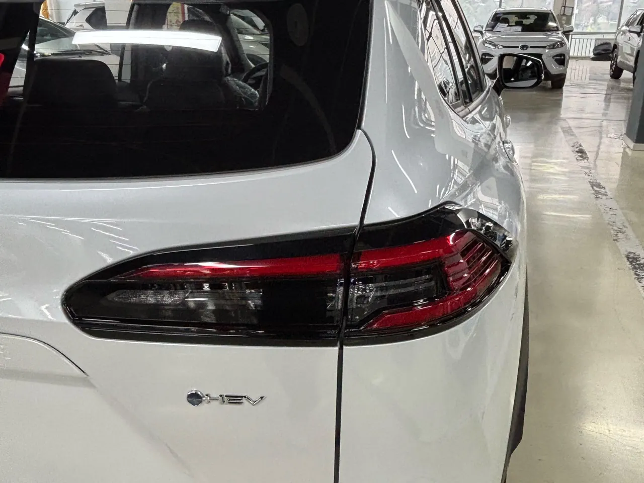 Toyota 2026 Fenglanda Shuangqing 2.0 Stepless Intelligent Electric Hybrid Leading PLUS Edition Automatic Gear 5