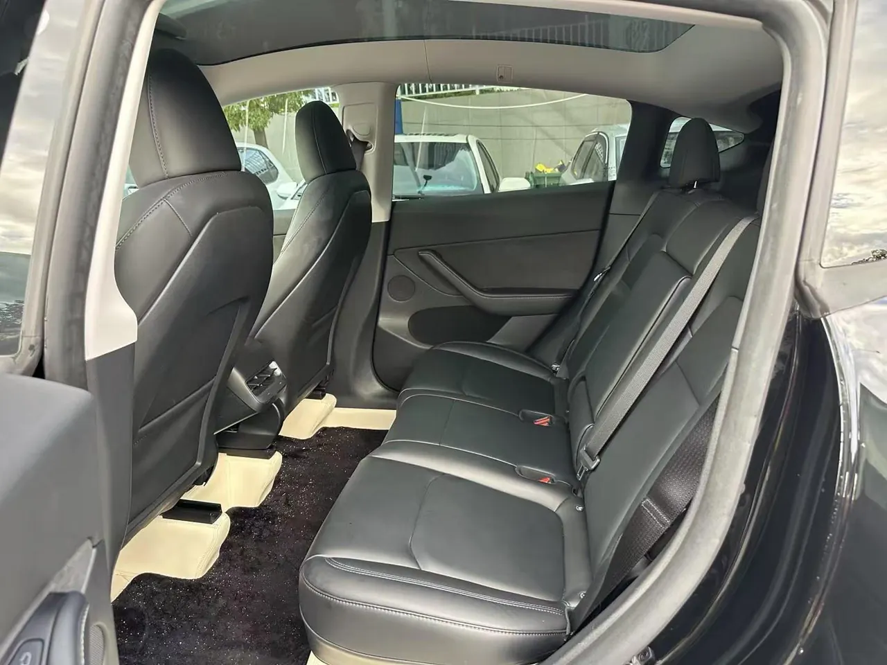 Tesla 2023 Model Y long endurance all-wheel drive version automatic transmission 9