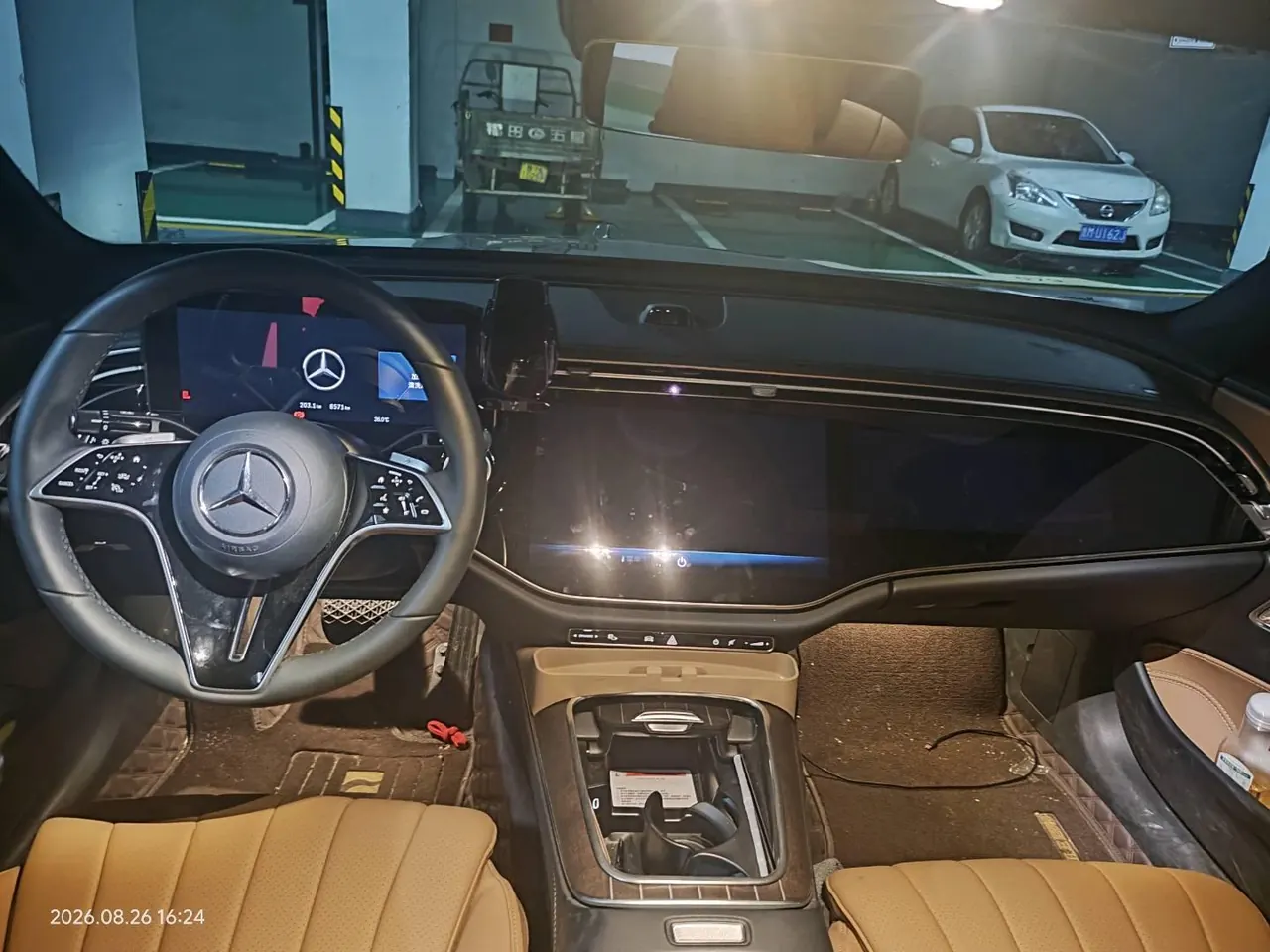 Mercedes Benz E Class 2025 E 300 L 48V 2.0T Luxury Sports Automatic 3