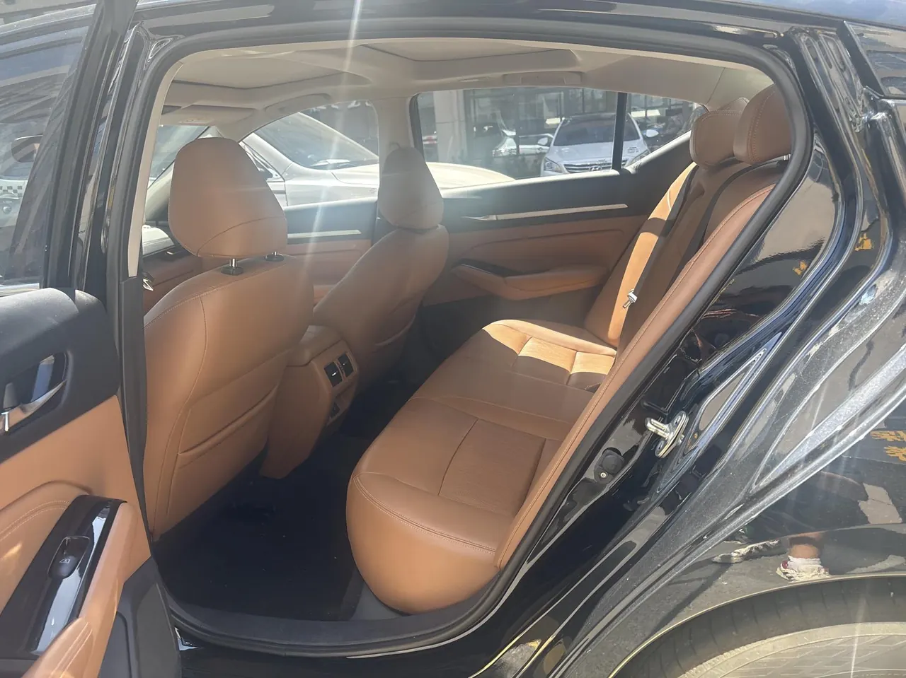 Nissan 2022 Teana 2.0 Stepless XL-TLS Pleasant Edition Automatic Gear 3